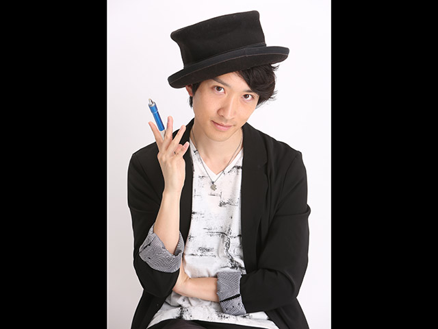 ペン回しパフォーマー Kay